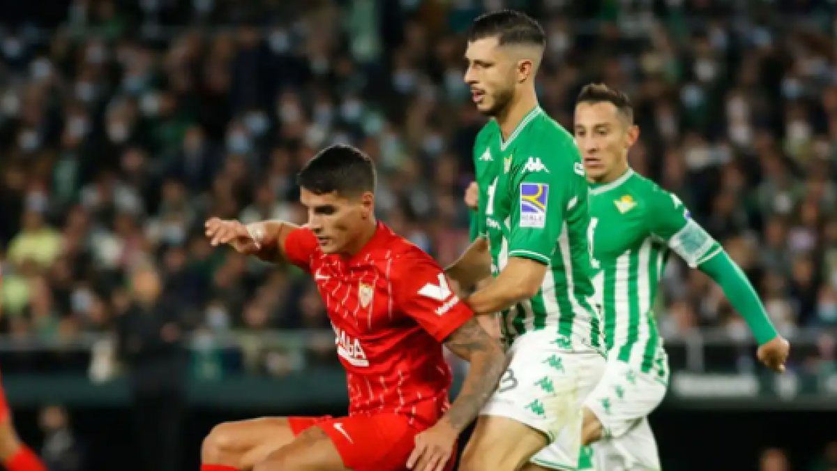 El fichaje por el que se pelearán Betis y Sevilla en verano