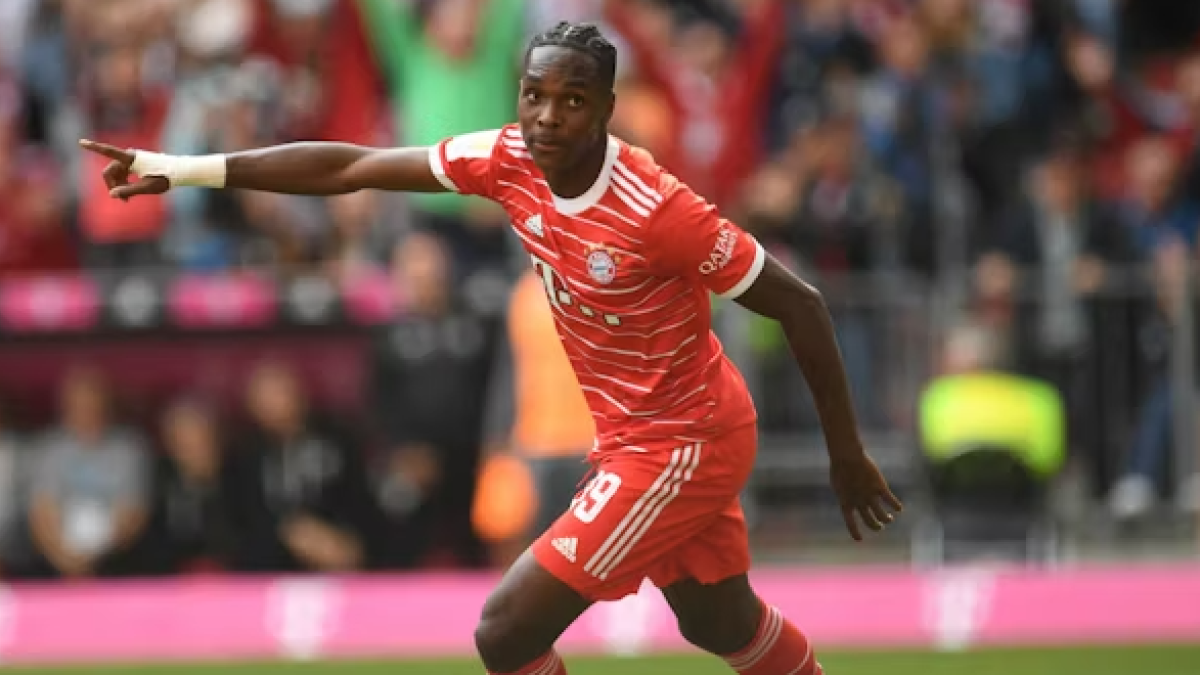 El Manchester United no se olvida de Mathys Tel