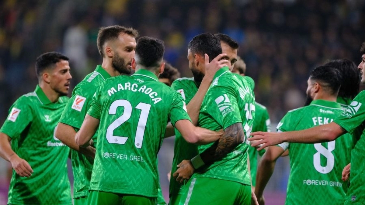 El Betis está a punto de CERRAR su segunda venta / Laliga.es