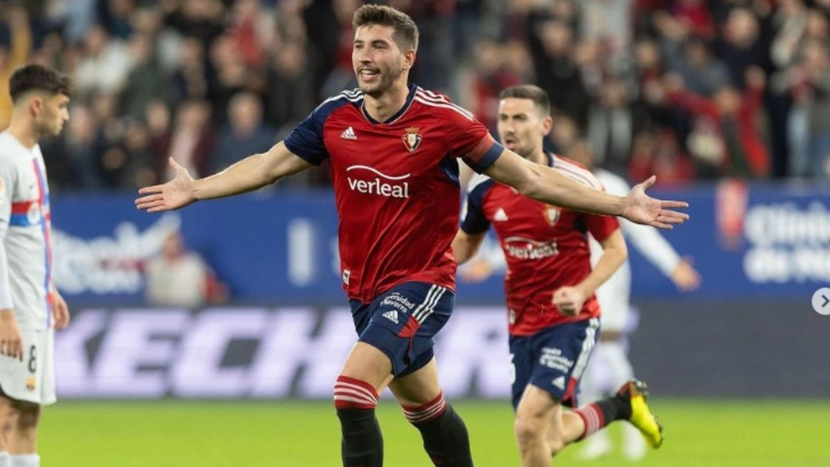 David García, central de Osasuna que podría salir del club a sus 30 años