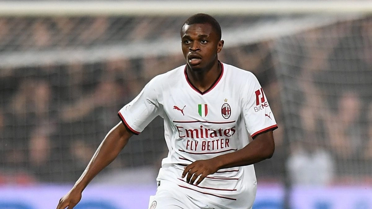 Pierre Kalulu, French center of AC Milan who aims to sign for Juventus Turin