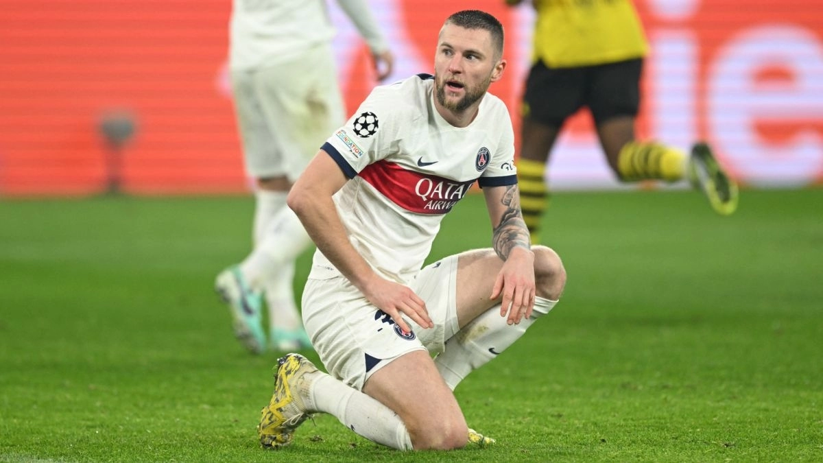 Milan Skriniar, central del PSG que apunta a salir en verano del club francés