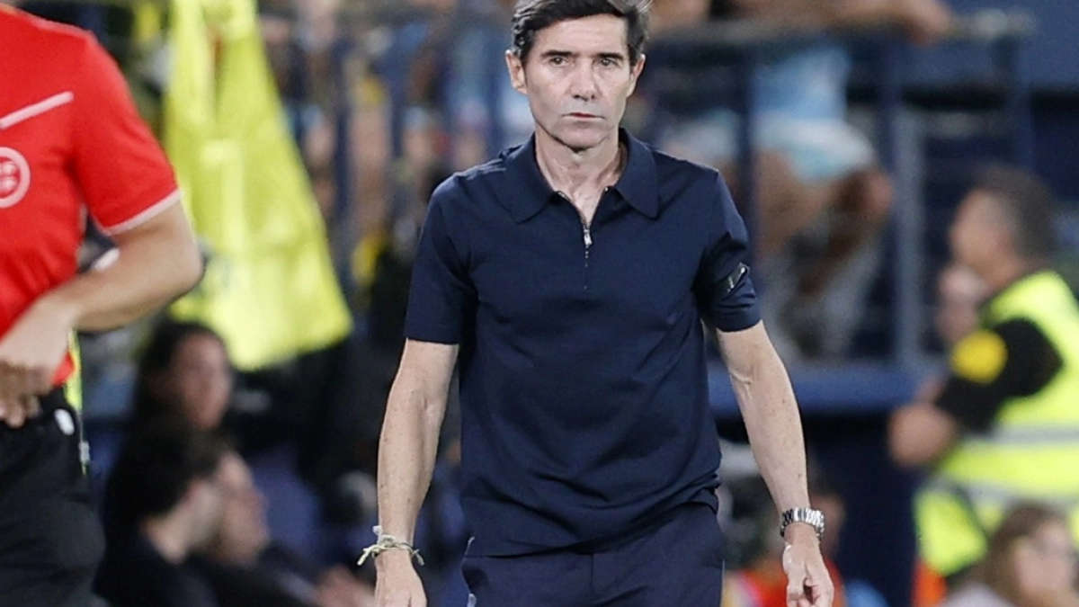 El Villarreal se mete en la carrera por un central de la Premier