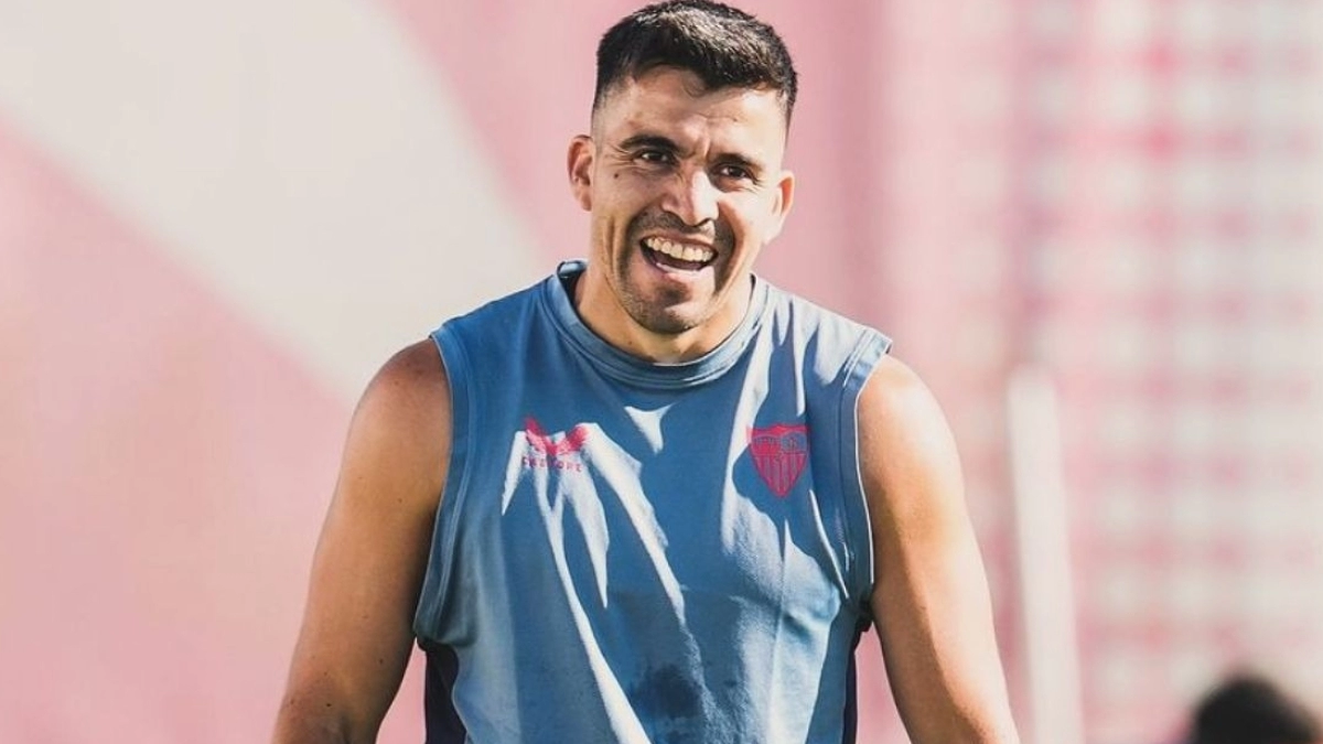 Los 2 jugadores ofrecidos al Sevilla para sustituir a Marcos Acuña