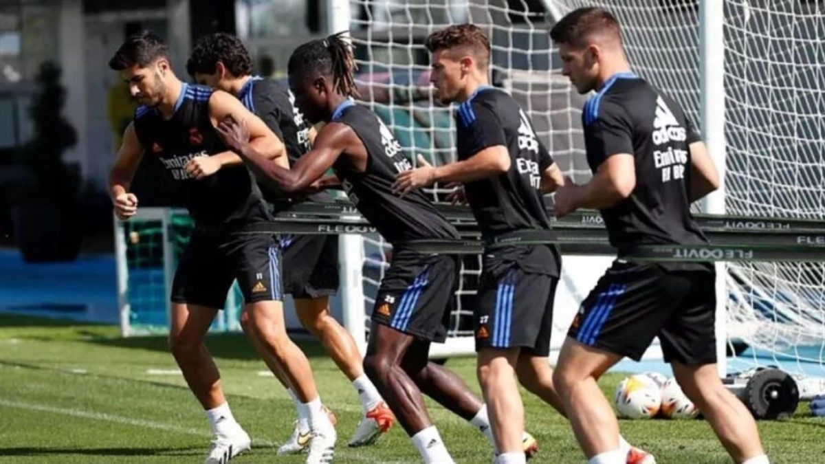 Players of Real Madrid during a training session