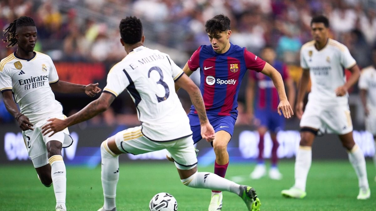 Match played between FC Barcelona and Real Madrid.