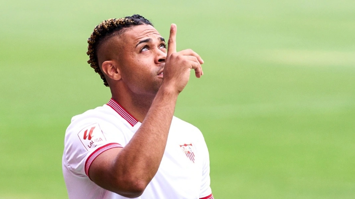 Los problemas de Mariano para encontrar equipo / ABC