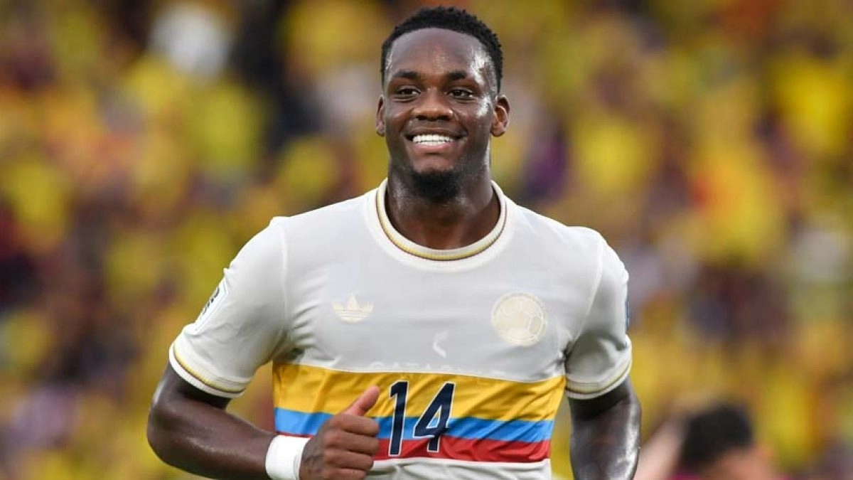Jhon Durán, striker for Aston Villa and international with Colombia