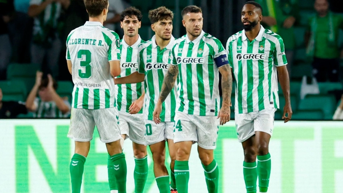 Betis is looking in Serie A for the replacement of Ricardo Rodríguez.