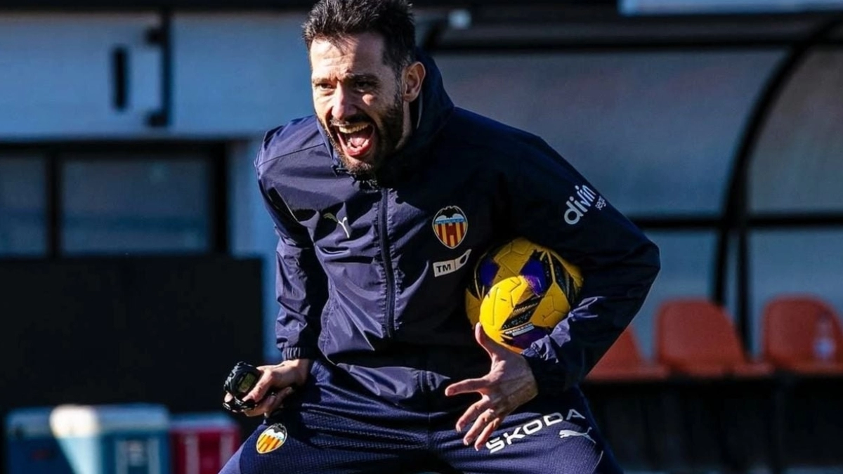 Carlos Corberán ya ha señalado a los jugadores que no quiere en el Valencia / EstadioDeportivo