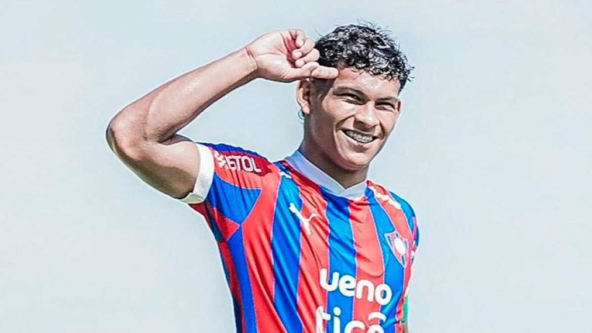 Manchester United asegura a la joya paraguaya de 17 años | Transfermarkt