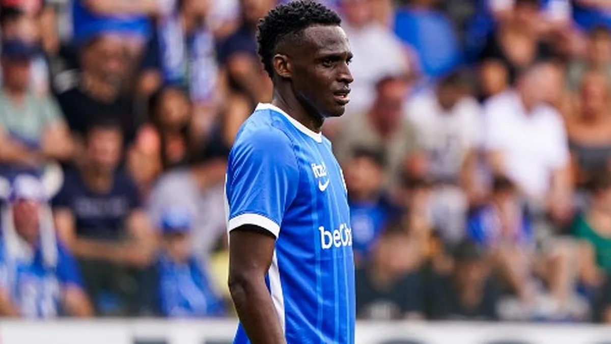 Jhon Lucumí, central del Bolonia