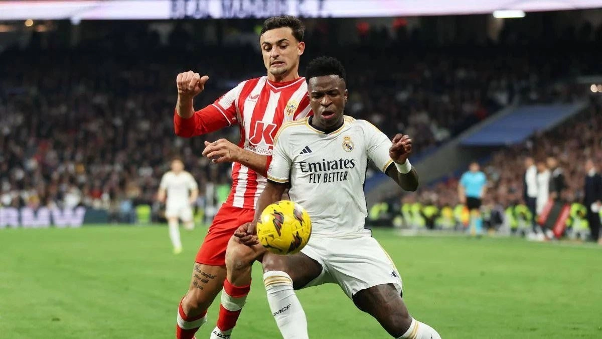 Marc Pubill, lateral derecho del Almería