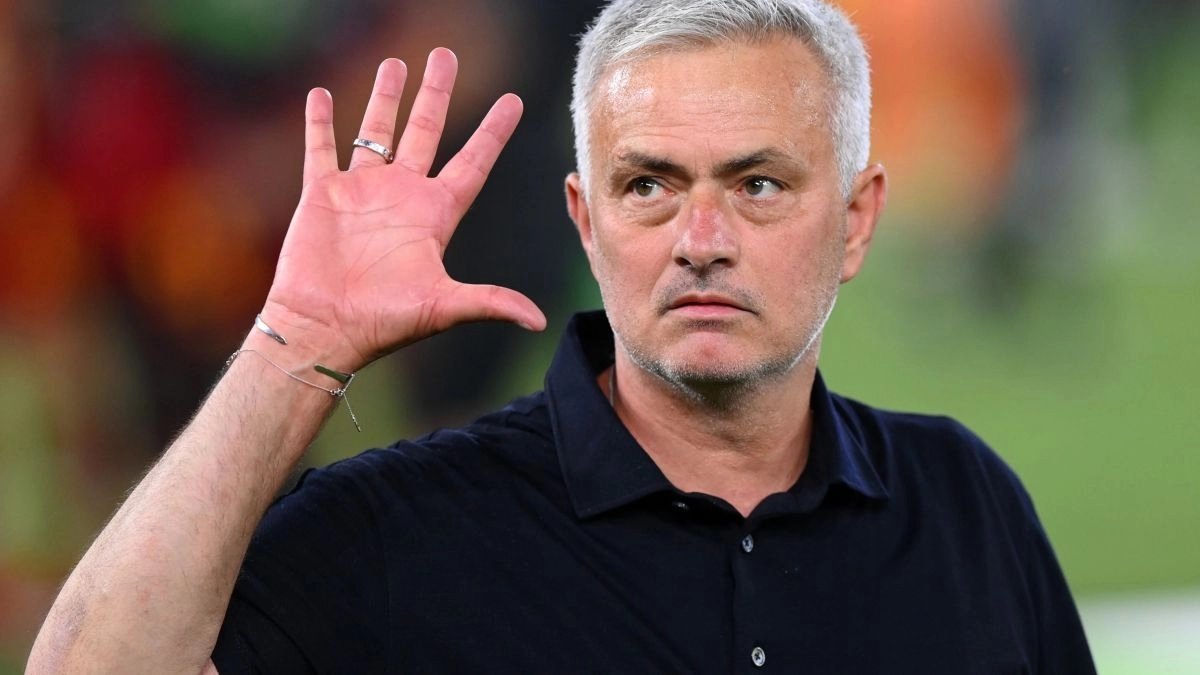 José Mourinho, entrenador del Fenerbahçe de Turquía