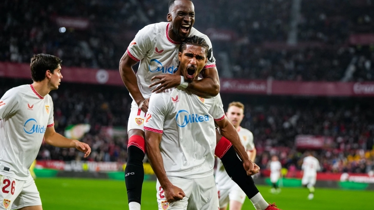 El Sevilla necesita vender en verano: 6 jugadores en la rampa de salida