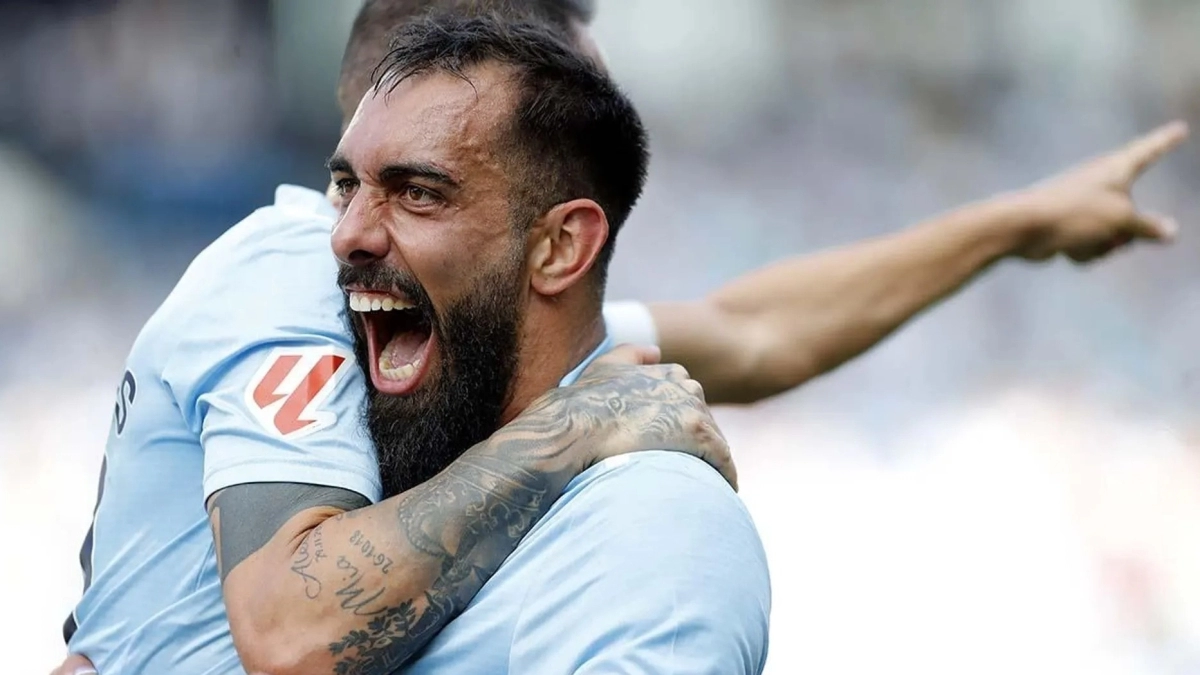 Borja Iglesias convinces Celta / La Razón