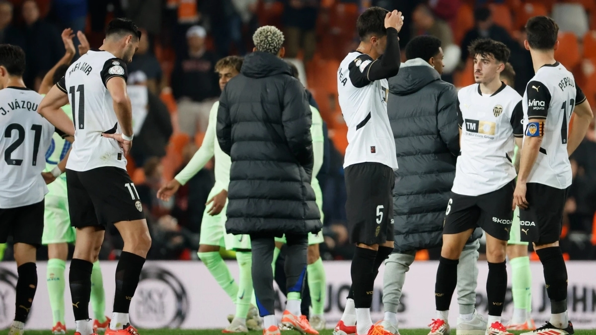 El Valencia duda de la renovación de Foulquier / La Razón