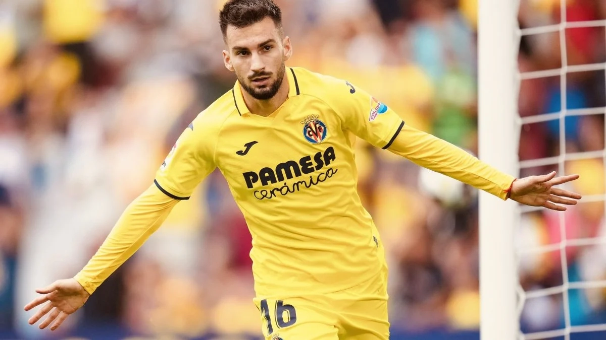 <p>Álex Baena, Villarreal footballer</p>