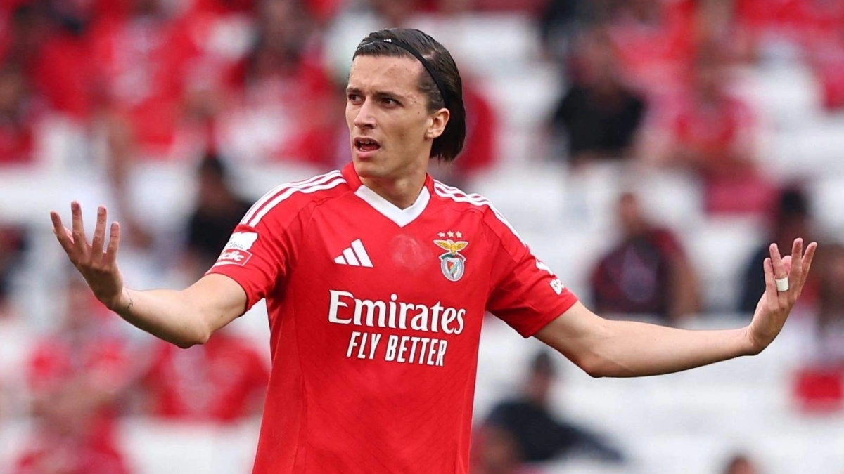Benfica is looking in Spain for Álvaro Carreras' replacement.