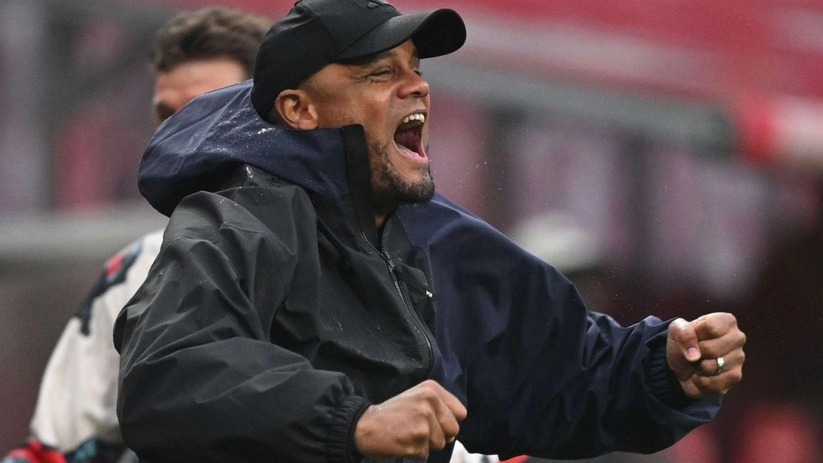 The Bayern Munich is looking for a winger: Kompany eyes 3 top candidates.