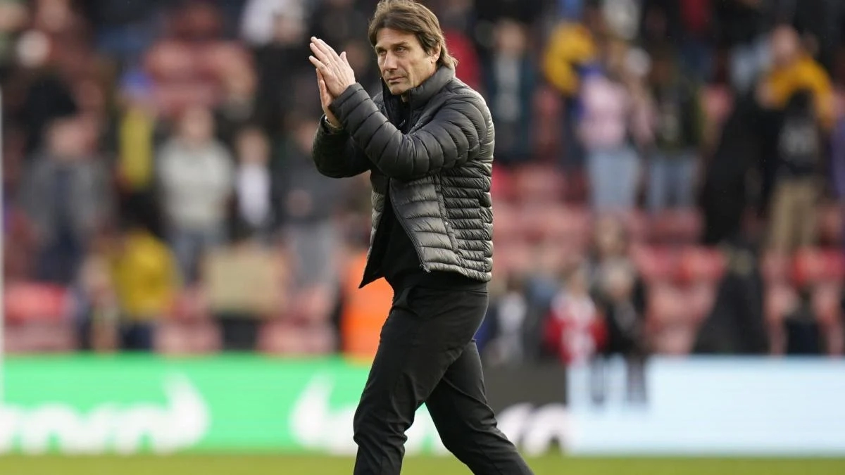 Antonio Conte, entrenador del Napoli