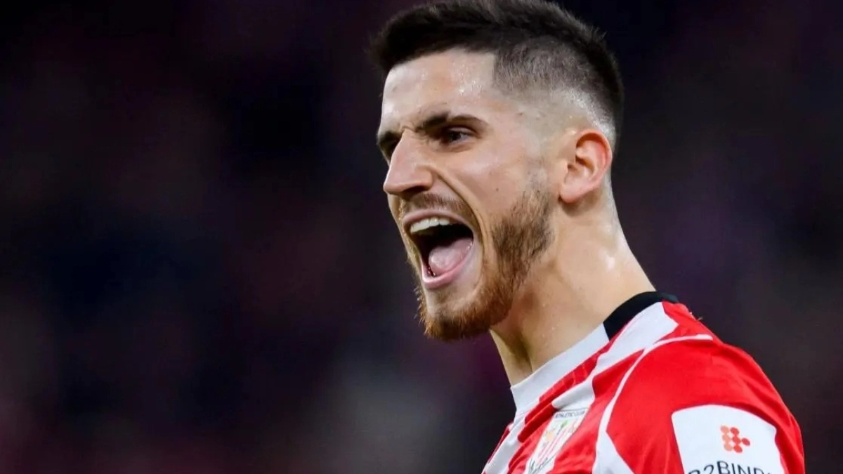 El Manchester United se lanza por el fichaje de Oihan Sancet