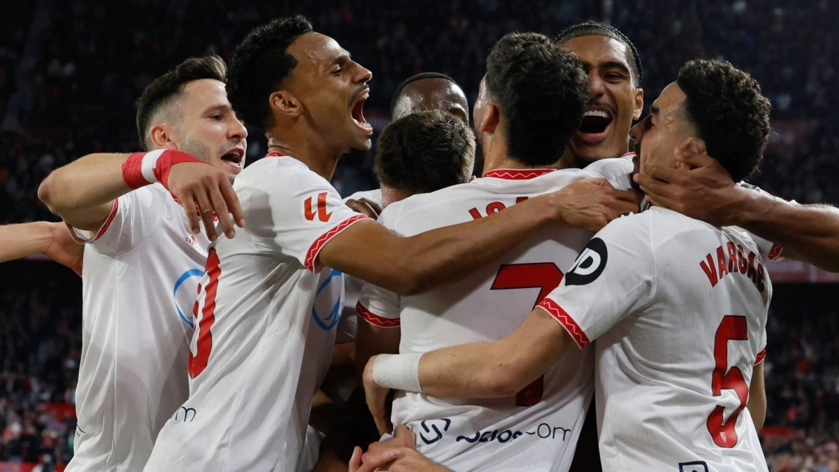 En-Nesyri continues to bring joy to Sevilla / Marca