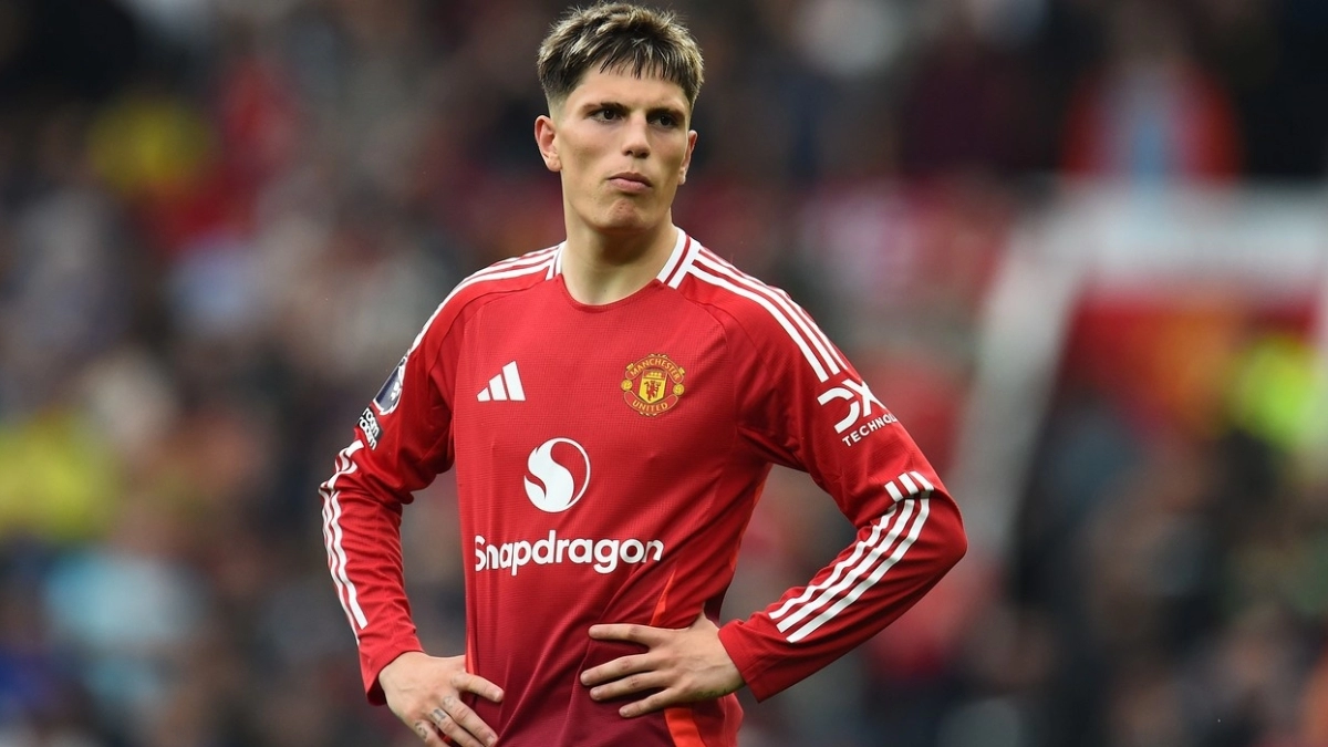 **English Translation:**
Two European giants want Garnacho's signing | Olé