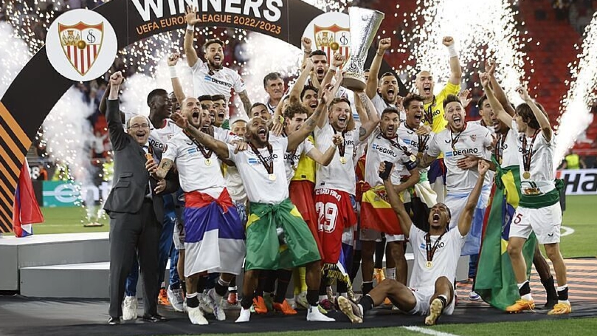 El Sevilla FC prepara el regreso de su ídolo | MARCA