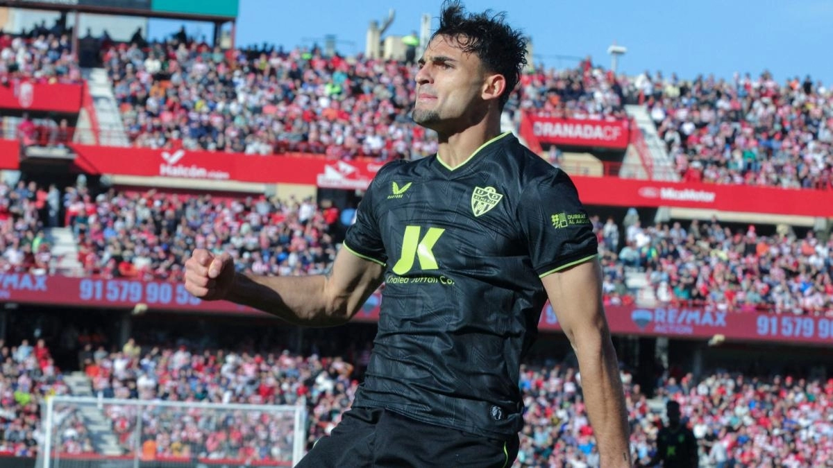 Marc Pubill, lateral derecho del Almería