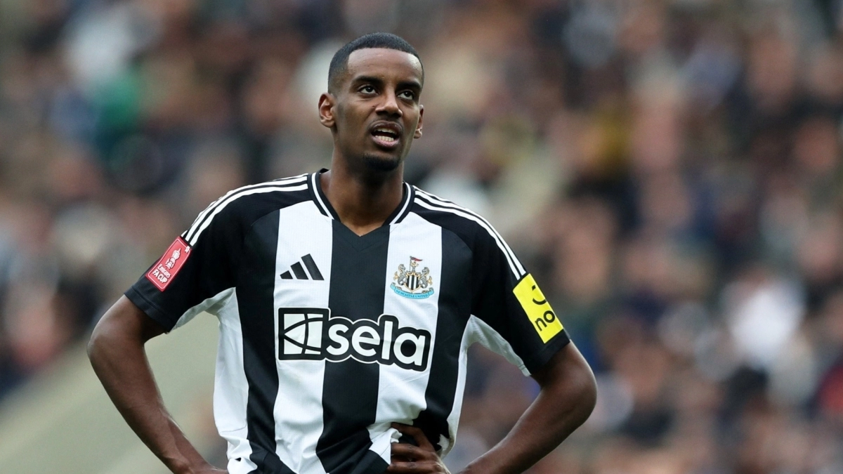 El Newcastle elige al sustituto de Isak: Otro crack mundial