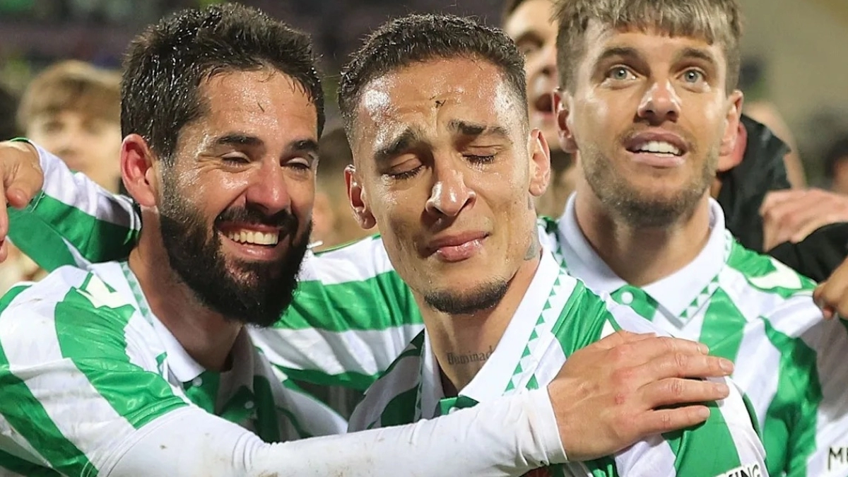 Real Betis completes the signing of a South American gem.