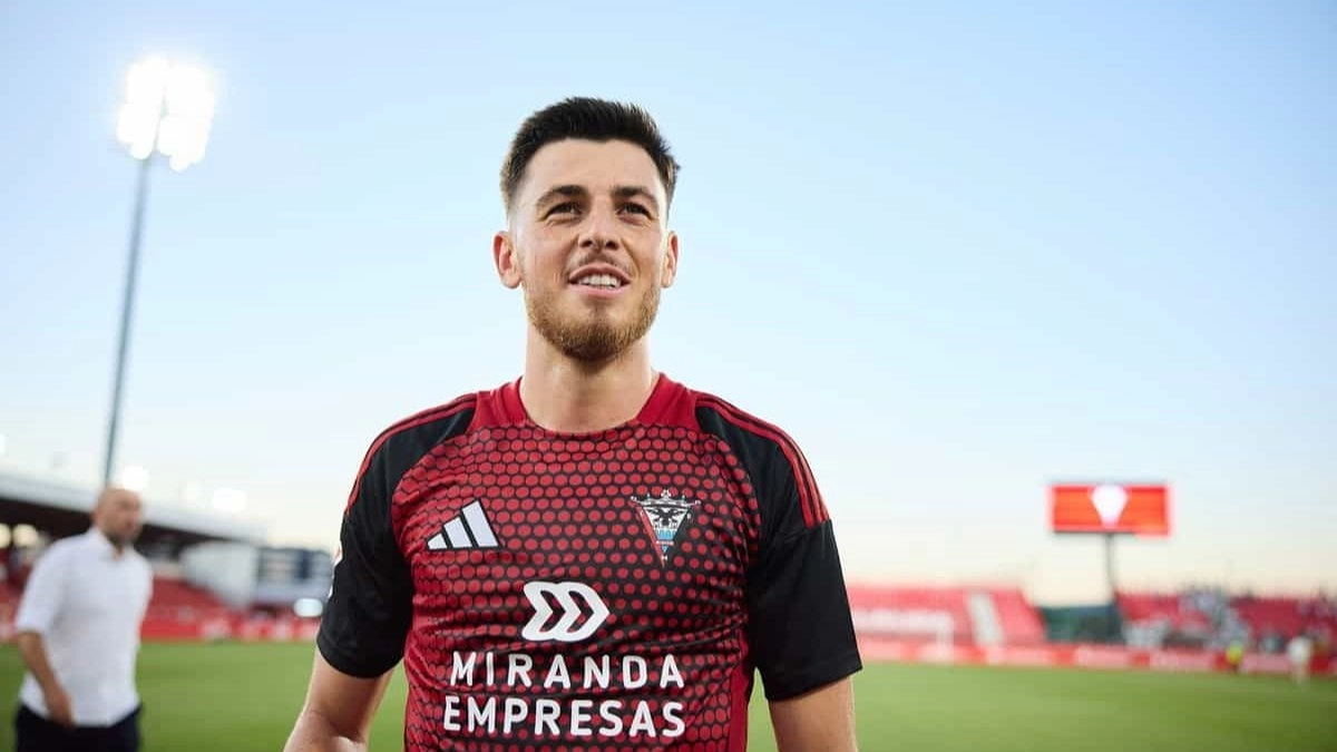 Alberto Reina, excapitán del Mirandés