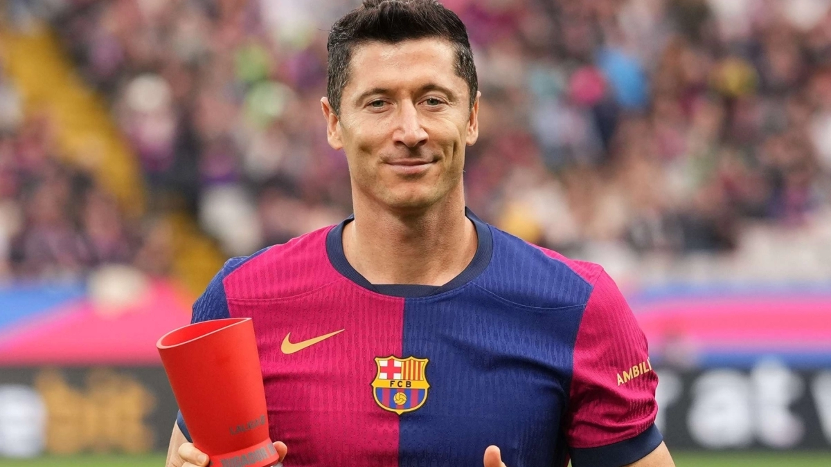 Flick exige el fichaje de un 9 para 2026: Las 3 opciones del Barcelona