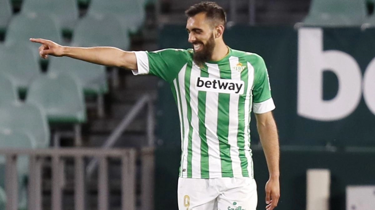 Borja Iglesias, Real Betis forward