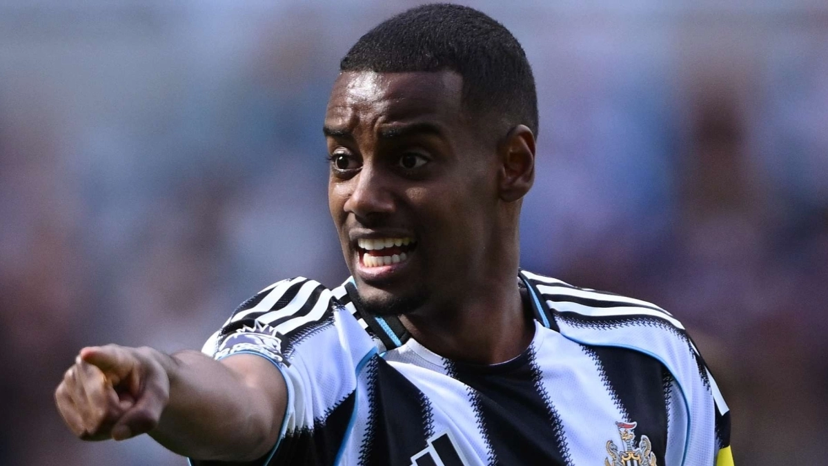 Alexander Isak sigue tensando su situación en el Newcastle / Goal