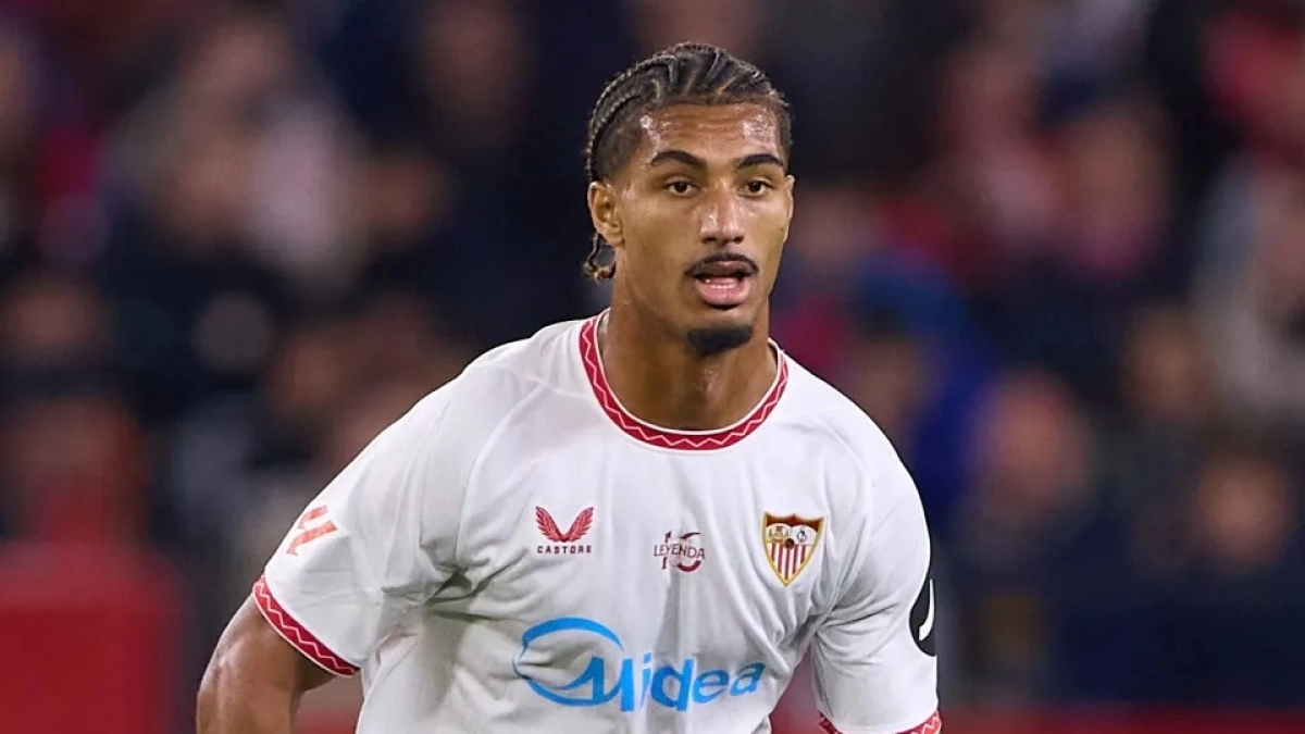 Loic Badé tiene una buena oferta del Bayer Leverkusen / The Sun