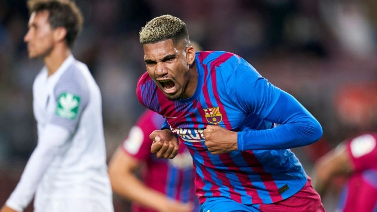 Ronald Araujo, Uruguayan center of FC Barcelona