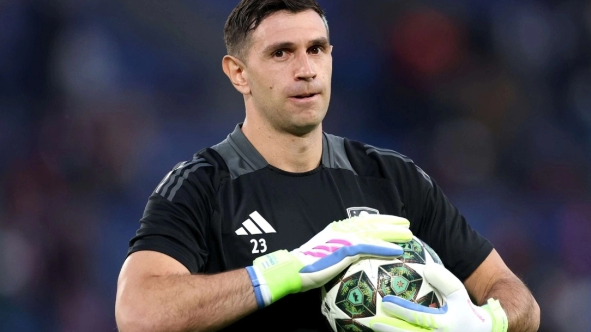 The top signing that fell through for Aston Villa because of Dibu Martínez