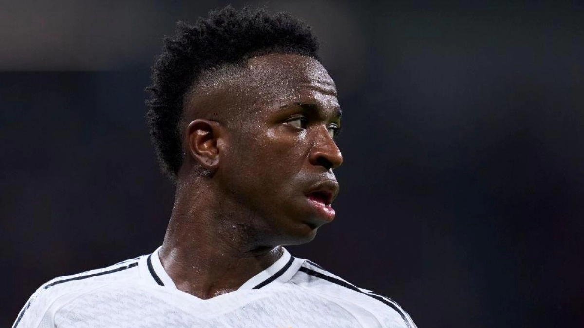 Vinicius wants a juicy bonus to renew with Real Madrid / BBC