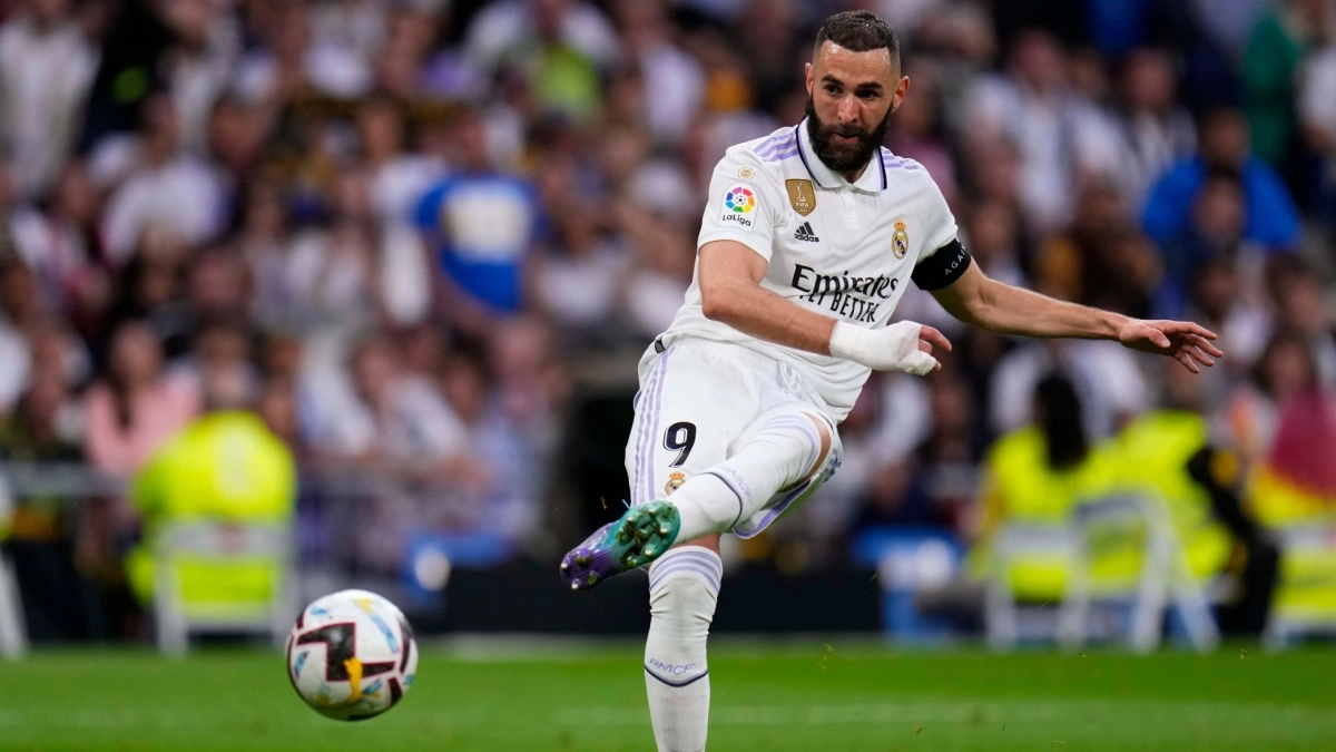 Benzema, getting closer to signing with Benfica.