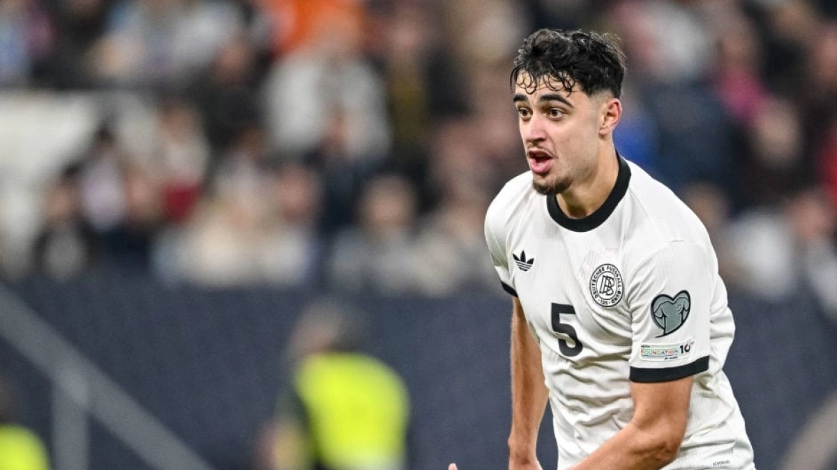 El Manchester City no se olvida de Aleksandar Pavlović