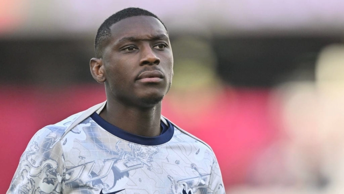 Tottenham will pay to sign Kolo Muani.