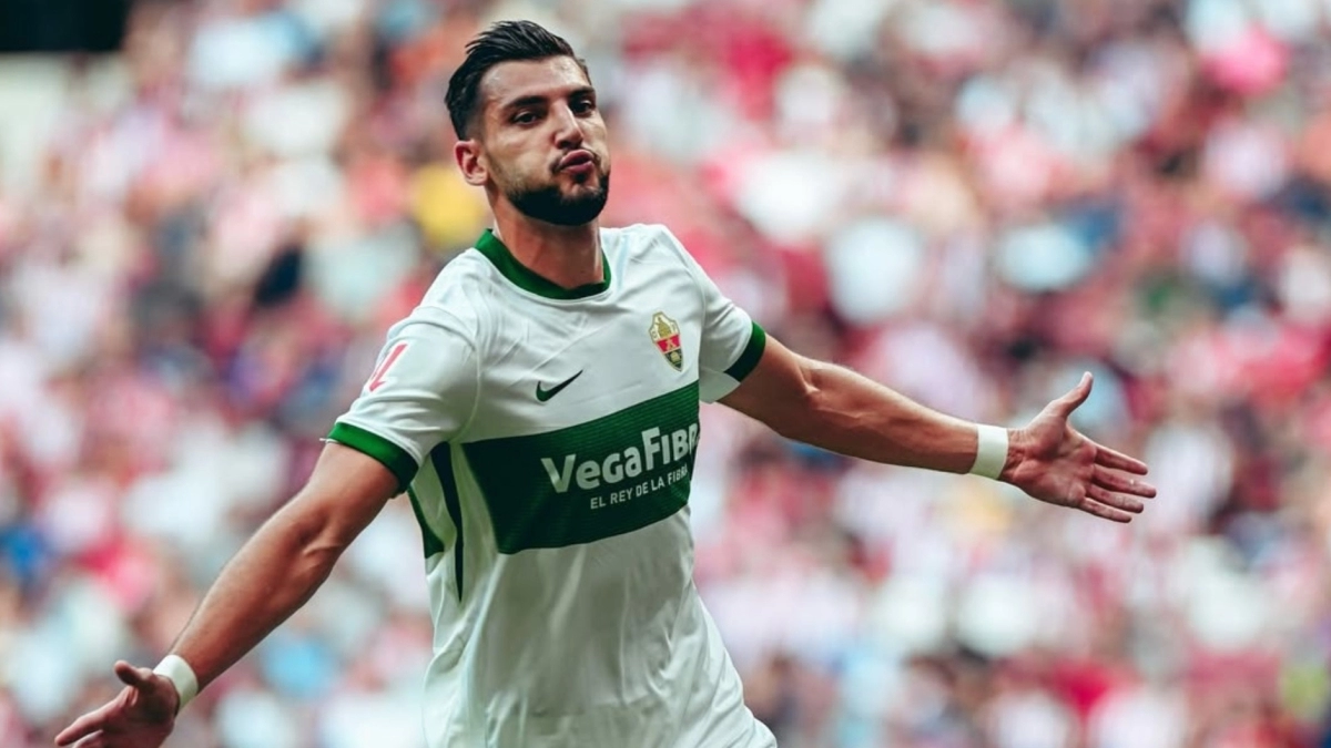 Elche medita comprar a Rafa Mir para venderlo más caro / DAZN