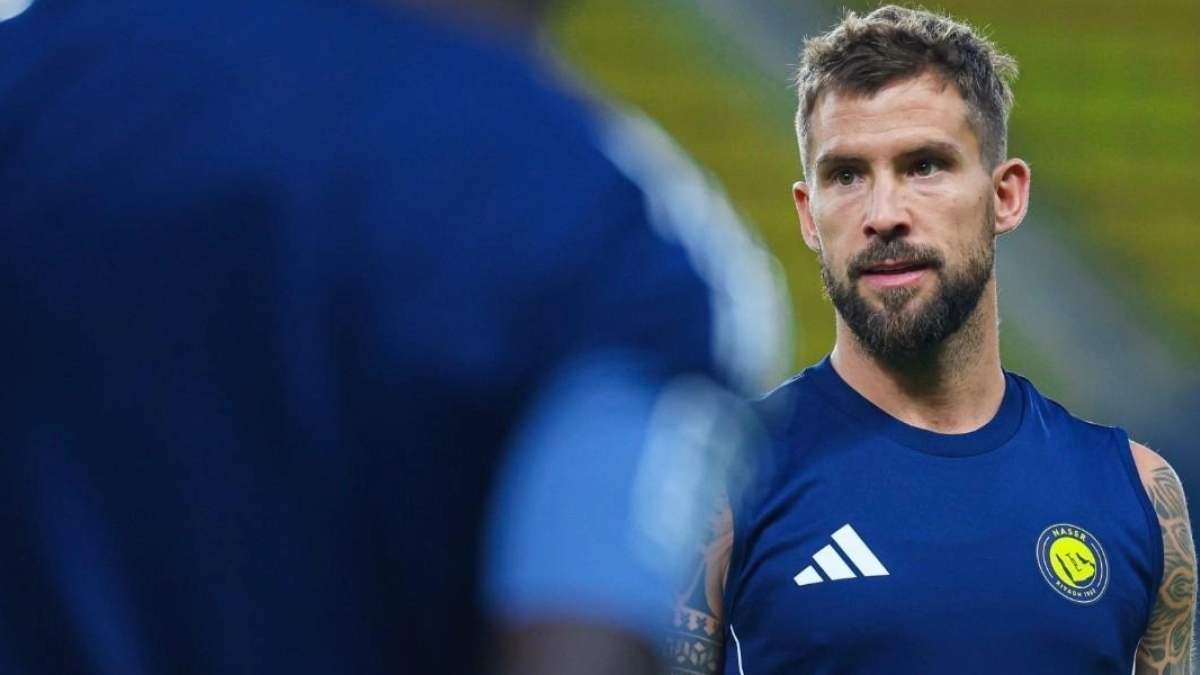 <p>Iñigo Martínez pushes to return to Barcelona in January</p>