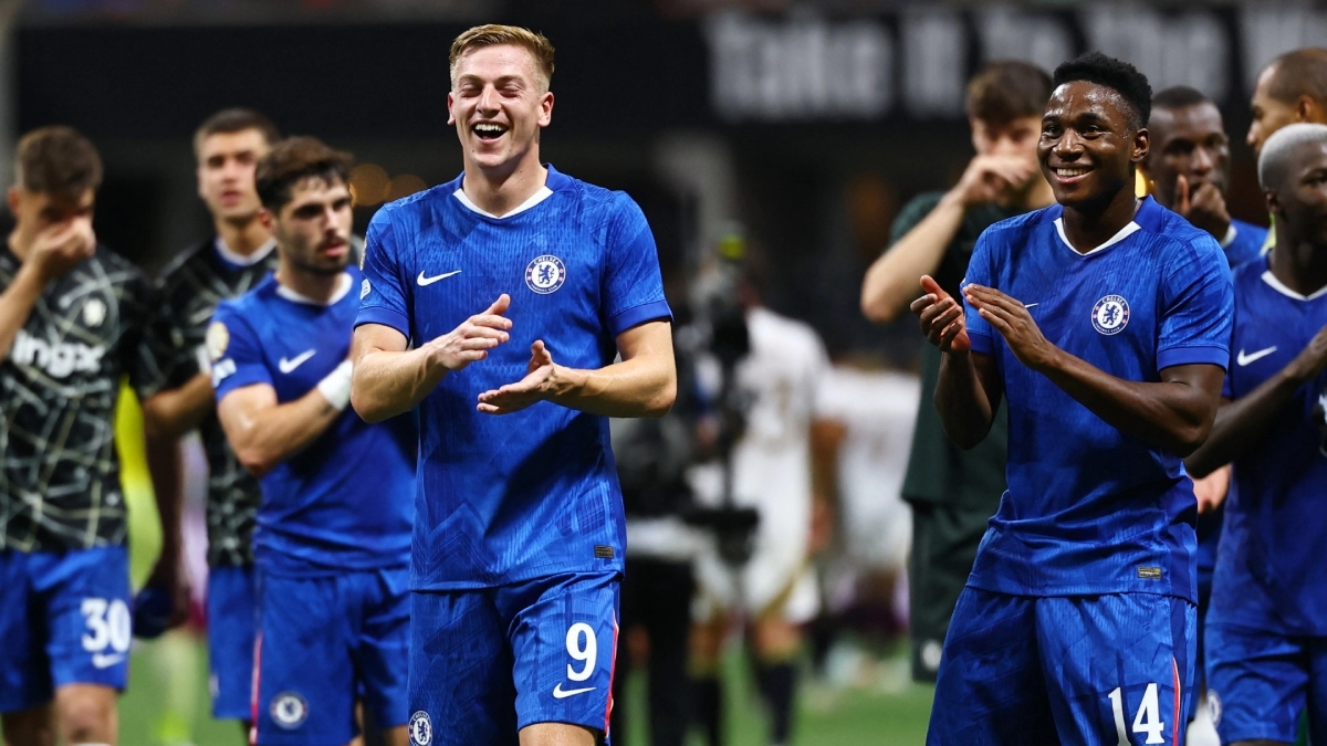The Chelsea players celebrate a victory