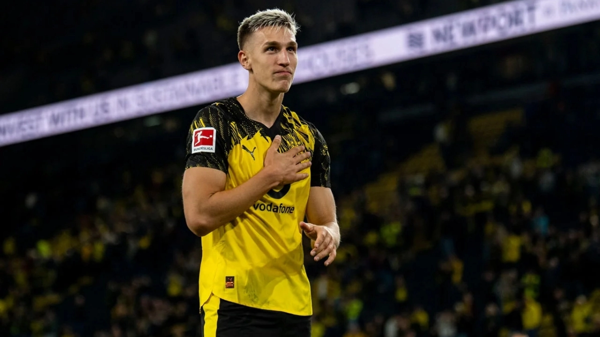 Nico Schlotterbeck, central defender of Borussia Dortmund.