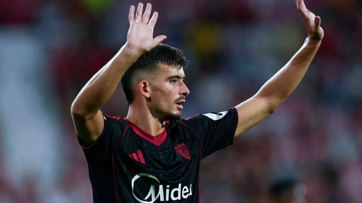 El Sevilla rechaza 8 millones por Kike Salas / Eldesmarque