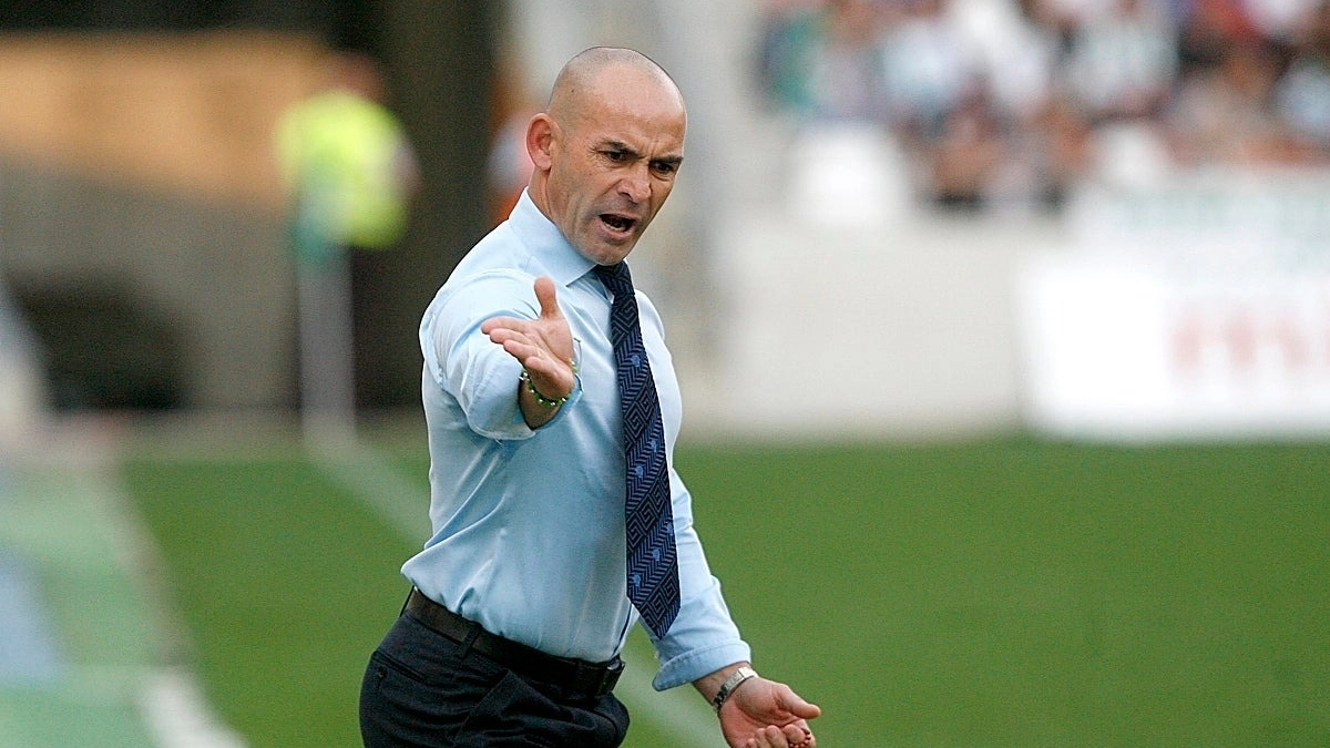 Paco Jémez signs for West Ham / ABC
