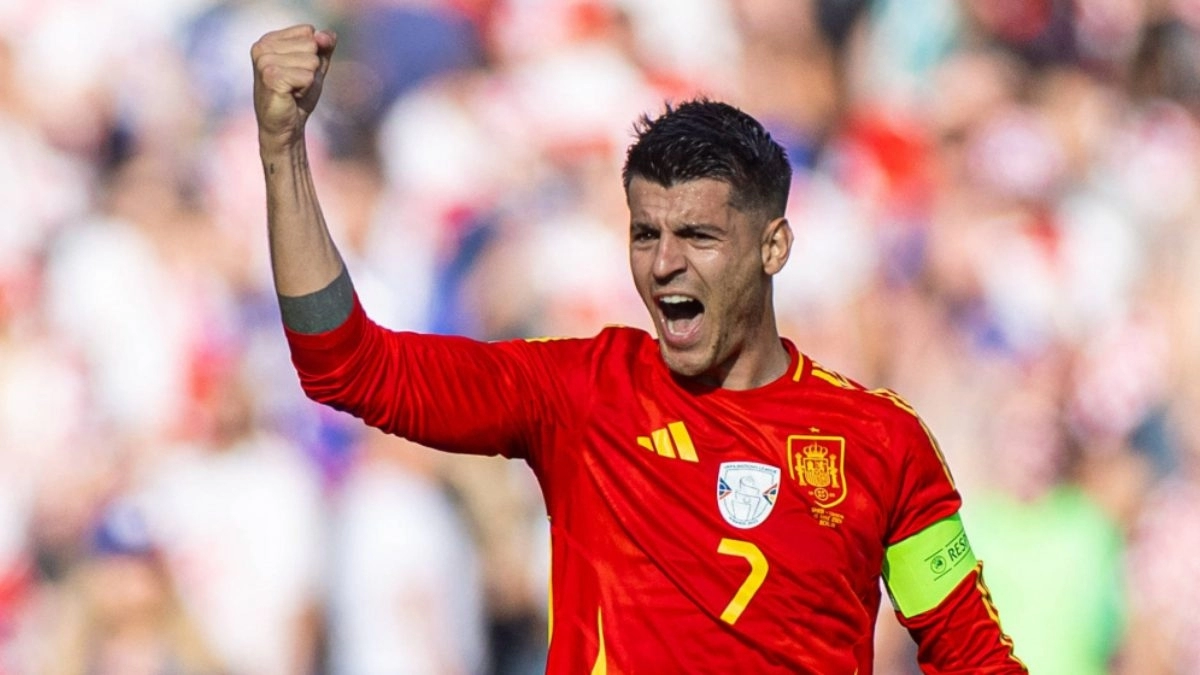 Álvaro Morata celebrates a goal scored with the Spanish national team